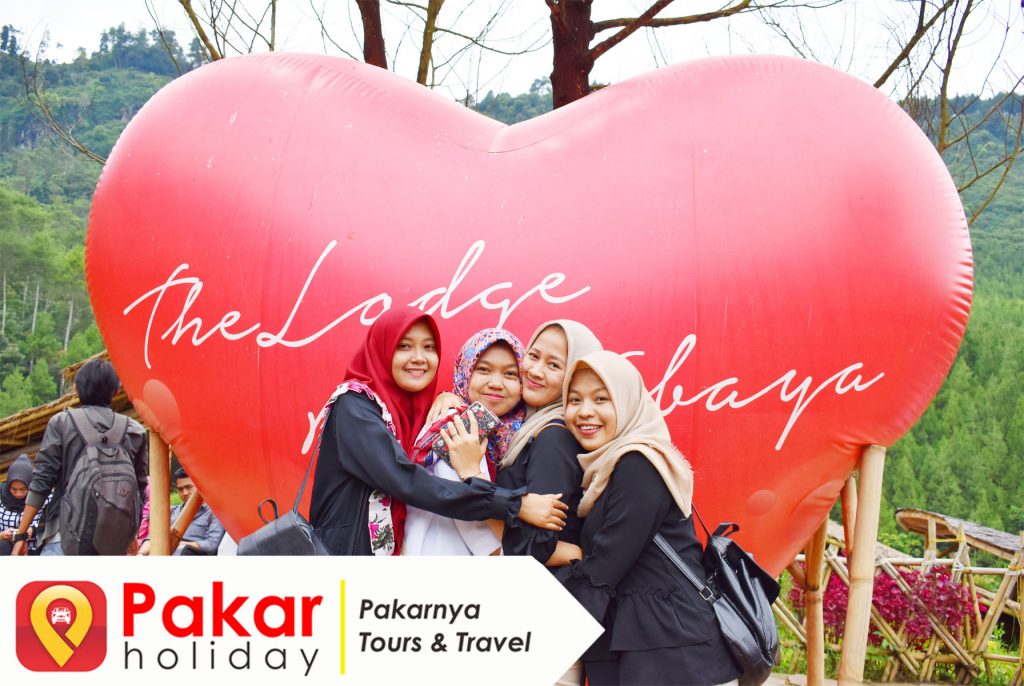 Paket Wisata Bandung untuk  2 Orang